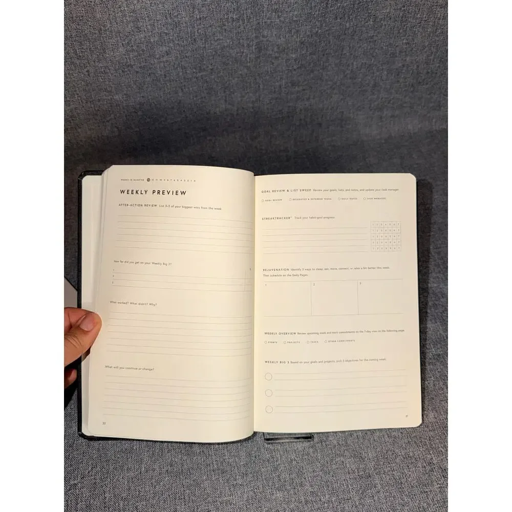 Full Focus Gray Linen Planner by Michael Hyatt - Ready to Achieve the Double Win